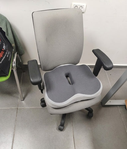 ™ErgoCushion – כרית אורתופדית להפחתת לחצים ונוחות מקסימלית בישיבה ממושכת